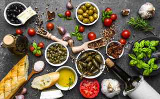 Ελληνικά προϊόντα μεσογειακής διατροφής Ελληνικά προϊόντα μεσογειακής διατροφής