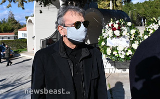 Ο τελευταίος αποχαιρετισμός στον σπουδαίο Αλέκο Φασιανό Ο τελευταίος αποχαιρετισμός στον σπουδαίο Αλέκο Φασιανό