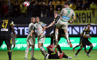 Super League: Τα βλέμματα στη Λεωφόρο &#8211; Εκτός έδρας δοκιμασίες για Ολυμπιακό και ΑΕΚ