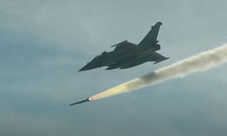 Οι φονικοί πύραυλοι των μαχητικών αεροσκαφών Rafale που τρέμουν οι Τούρκοι φτάνουν στην Τανάγρα