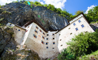 Κάστρο Predjama στην Σλοβενία