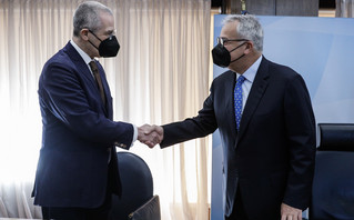 Ορκίστηκε Έλληνας πολίτης ο ιστορικός Μαρκ Μαζάουερ Ορκίστηκε Έλληνας πολίτης ο ιστορικός Μαρκ Μαζάουερ