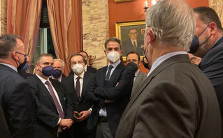Στη Βουλή ο πρωθυπουργός Στη Βουλή ο πρωθυπουργός