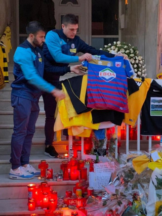Στο σημείο που δολοφονήθηκε ο 19χρονος Άλκης πήγε η ομάδα του Βόλου Στο σημείο που δολοφονήθηκε ο 19χρονος Άλκης πήγε η ομάδα του Βόλου