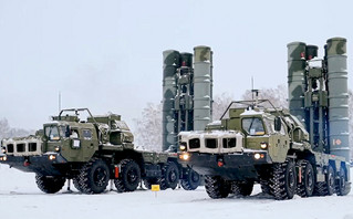 Russian S-400 air defense missile system Russian S-400 air defense missile system