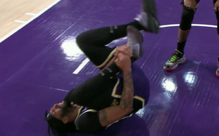 NBA &#8211; Λέικερς: Σοκαριστικός τραυματισμός για τον Ντέιβις – Δείτε βίντεο