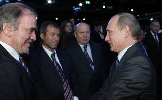Ο Αμπράμοβιτς με τον Πούτιν