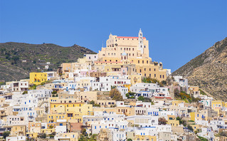 Η γραφική Άνω Σύρος Η γραφική Άνω Σύρος