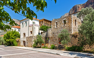 Παραδοσιακά κτίρια στο Λεωνίδιο