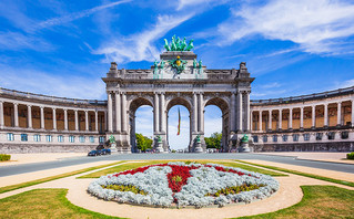 Η Arcade du Cinquantenaire στις Βρυξέλλες Η Arcade du Cinquantenaire στις Βρυξέλλες