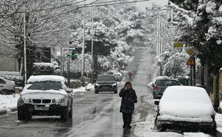 Χιονόπτωση στον Διόνυσο Χιονόπτωση στον Διόνυσο
