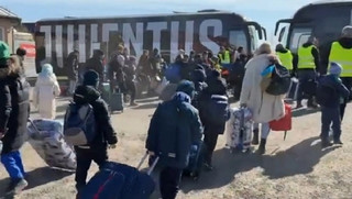 Η Γιουβέντους μίσθωσε πούλμαν για να ταξιδέψουν Ουκρανοί πρόσφυγες στην Ιταλία
