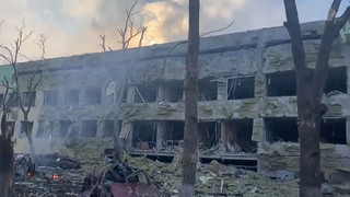 Πόλεμος στην Ουκρανία: Βομβαρδίστηκε νοσοκομείο παίδων στη Μαριούπολη &#8211; «Άνθρωποι είναι κάτω από τα συντρίμμια»