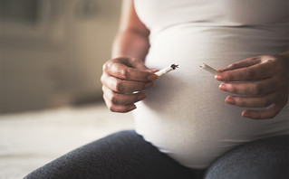 Οι επιστήμονες προειδοποιούν: Το κάπνισμα πριν και μετά τη σύλληψη του εμβρύου δημιουργεί πρόβλημα στην ανάπτυξή του