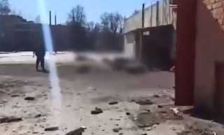 Πόλεμος στην Ουκρανία: «Οι Ρώσοι σκότωσαν 10 ανθρώπους στην ουρά για ψωμί» στο Τσερνίχιβ