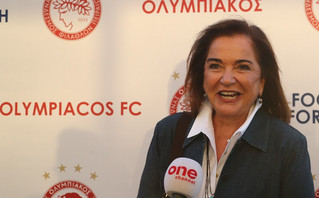 Φιλικό για την ειρήνη στο γήπεδο Καραϊσκάκη Φιλικό για την ειρήνη στο γήπεδο Καραϊσκάκη