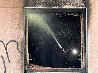 Φωτιά σε διαμέρισμα στην Αθήνα Φωτιά σε διαμέρισμα στην Αθήνα