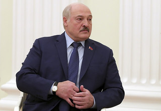 Λευκορωσία: Ο Λουκασένκο υποστηρίζει την ειρηνική επίλυση της «κρίσης» Ουκρανίας-Ρωσίας