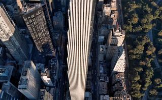 Ο πιο «αδύνατος» ουρανοξύστης στον κόσμο