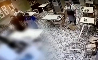 Θεσσαλονίκη: Πήγαν για πατσά και όταν τους ζήτησαν το πιστοποιητικό εμβολιασμού διέλυσαν το μαγαζί