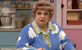 Super Mammy: Δίχασε το Twitter η νέα σειρά του Μάρκου Σεφερλή Super Mammy: Δίχασε το Twitter η νέα σειρά του Μάρκου Σεφερλή
