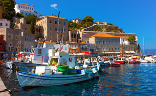 Γραφική γωνιά στο λιμάνι της Ύδρας