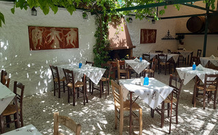 Ταβέρνα Καραβίτης Ταβέρνα Καραβίτης