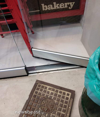 Διάρρηξη σε φούρνο Διάρρηξη σε φούρνο