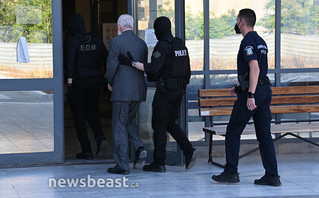 Έφτασε στο δικαστήριο ο Πέτρος Φιλιππίδης Έφτασε στο δικαστήριο ο Πέτρος Φιλιππίδης