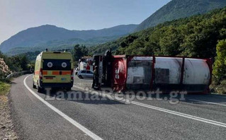 Τούμπαρε νταλίκα στις στροφές του Μπράλου