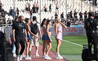 Μαζορέτες στο Παναθηναϊκός εναντίον ΠΑΟΚ Μαζορέτες στο Παναθηναϊκός εναντίον ΠΑΟΚ