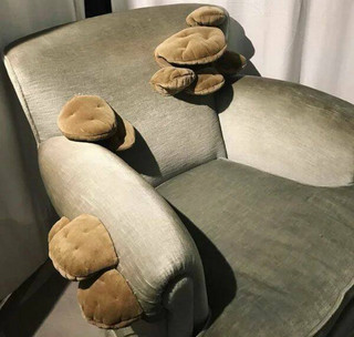 Μερικές πραγματικά πολύ παράξενες καρέκλες