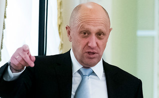 Ο Yevgeny Prigozhin συχνά αναφέρεται ως «ο σεφ του Πούτιν» Ο Yevgeny Prigozhin συχνά αναφέρεται ως «ο σεφ του Πούτιν»