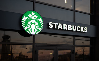 Starbucks: Αποχωρεί από τη Ρωσία μετά από 15 χρόνια και κλείνει 130 καταστήματα