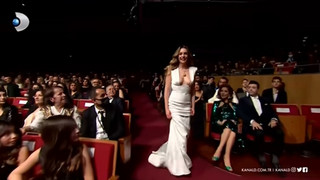 Τουρκία: Θύελλα αντιδράσεων με τη δήλωση πολιτικού &#8211; «Το ντεκολτέ είναι ποινικό αδίκημα»