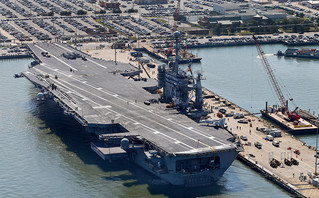 το αεροπλανοφόρο USS George Washington