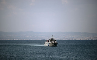 Πτώση ΙΧ στη θάλασσα στη Θεσσαλονίκη