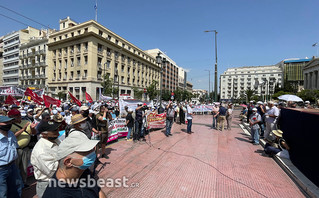 Διαμαρτυρία συνταξιούχων στα Προπύλαια