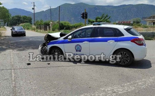 Περιπολικό συγκρούστηκε με αγροτικό στη Λαμία Περιπολικό συγκρούστηκε με αγροτικό στη Λαμία