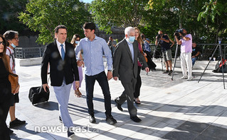 Ο Πέτρος Φιλιππίδης στο δικαστήριο Ο Πέτρος Φιλιππίδης στο δικαστήριο