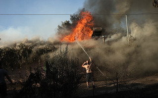 Φωτιά στην Πεντέλη Φωτιά στην Πεντέλη