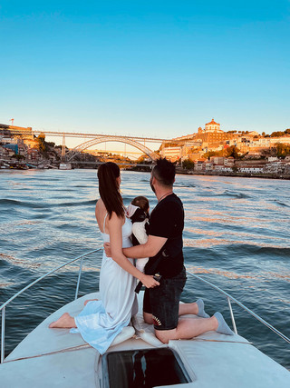 Μικρή Ταξιδιώτισσα Μικρή Ταξιδιώτισσα
