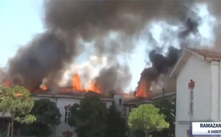 Μεγάλη φωτιά σε ελληνικό νοσοκομείο στην Κωνσταντινούπολη &#8211; Με καροτσάκια βγήκαν έξω οι ασθενείς