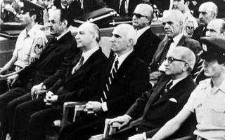 Οι πρωταίτιοι του πραξικοπήματος στο εδώλιο Οι πρωταίτιοι του πραξικοπήματος στο εδώλιο