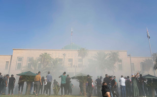 «Ανησυχητική» η κατάσταση στο Ιράκ &#8211; Έκκληση για ηρεμία και διάλογο απευθύνει ο Λευκός Οίκος
