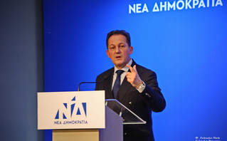 Πέτσας στο Newsbeast: «Με την εμπιστοσύνη των πολιτών, πάμε την Ελλάδα μπροστά, όπως της αξίζει»