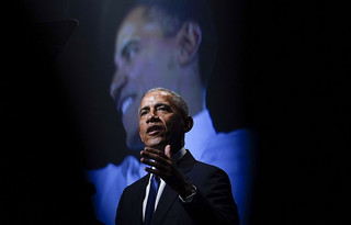 Μπαράκ Ομπάμα: Τιμήθηκε με Emmy για την αφήγησή του σε ντοκιμαντέρ