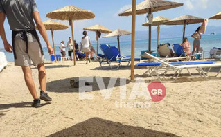 Άνδρας ξεψύχησε στην θάλασσα δίπλα στην γυναίκα του στο Αγκίστρι