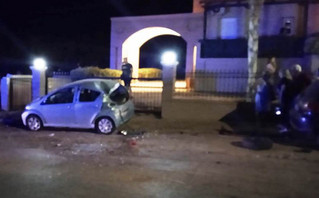 Απίστευτο τροχαίο στην δυτική είσοδο στην πόλη της Κισάμου Απίστευτο τροχαίο στην δυτική είσοδο στην πόλη της Κισάμου