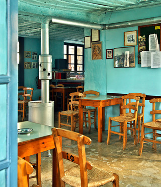 Το παραδοσιακό καφενείο Φορλίδα στο Λαύκο